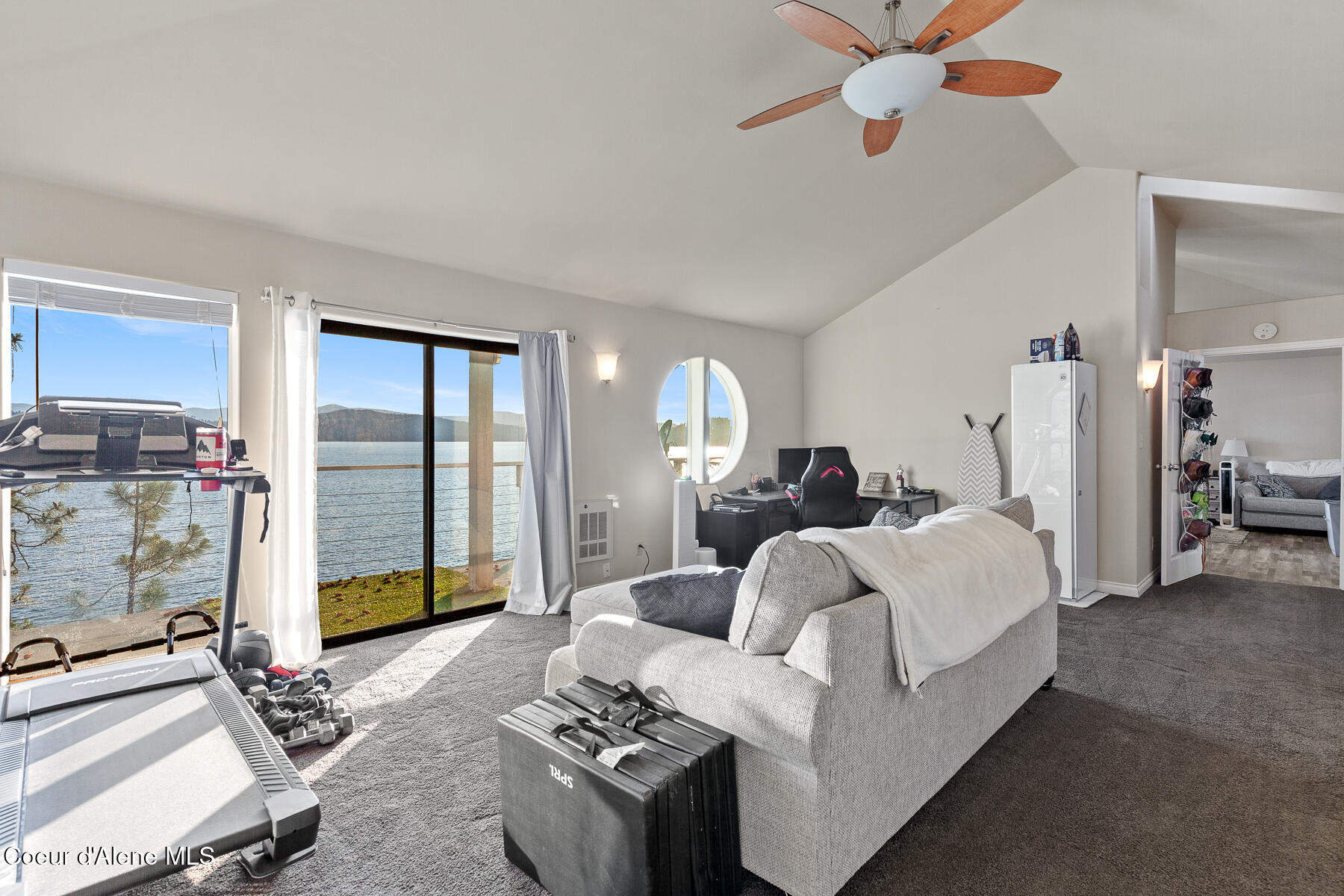 2233 S Silver Beach Rd, Coeur d'Alene