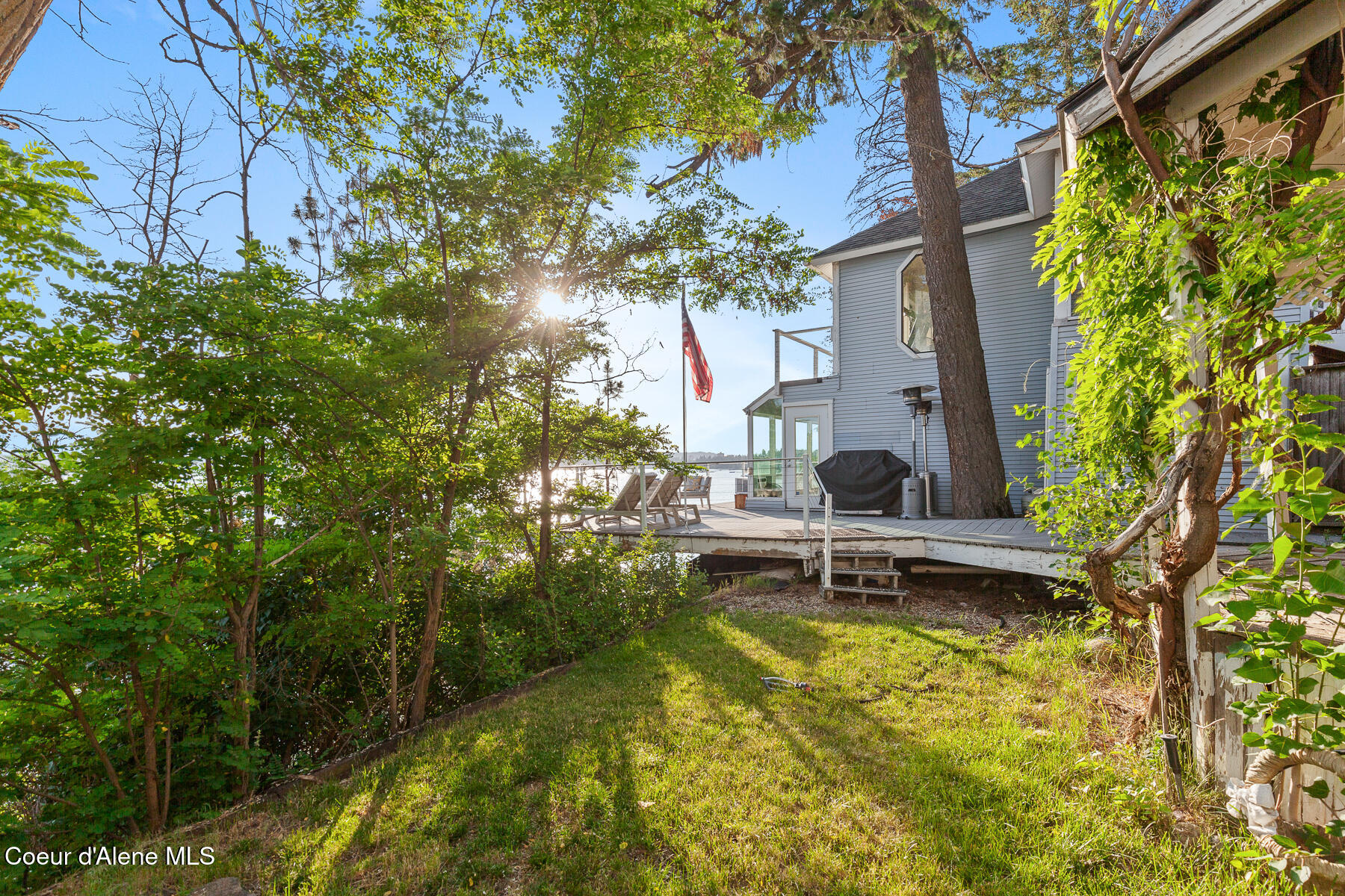 2233 S Silver Beach Rd, Coeur d'Alene