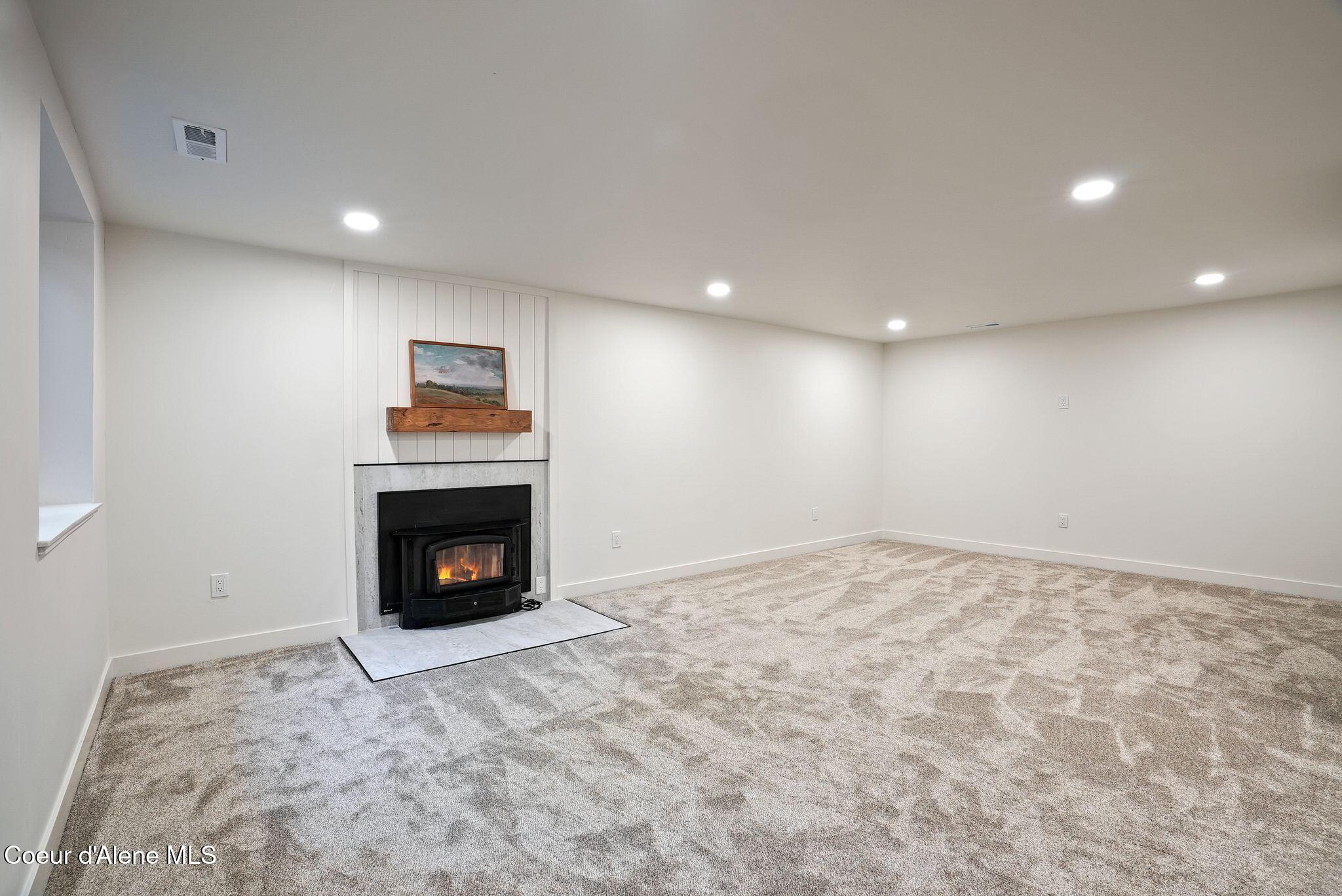 12082 N Forest Rd