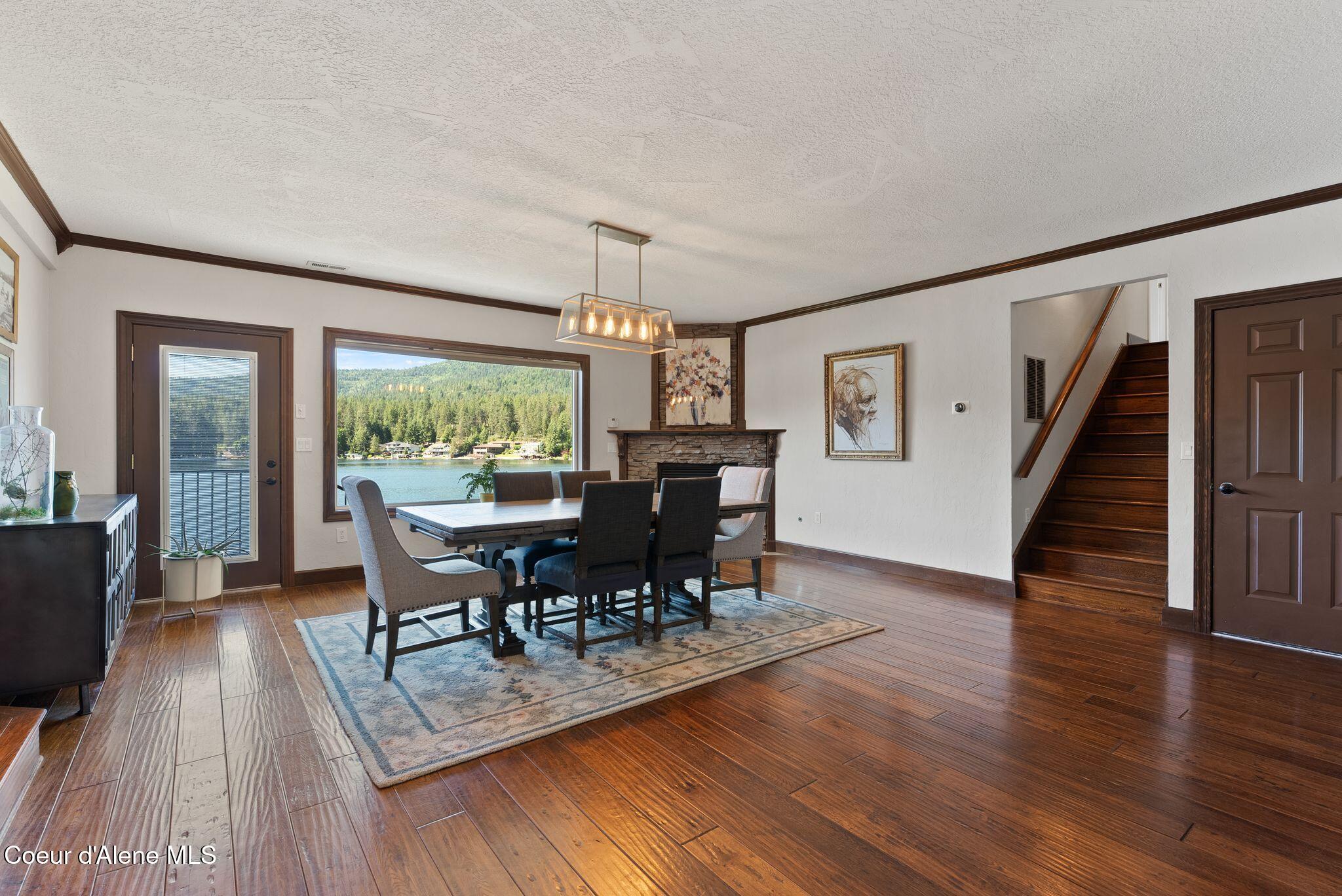 1926 E Rodkey Dr