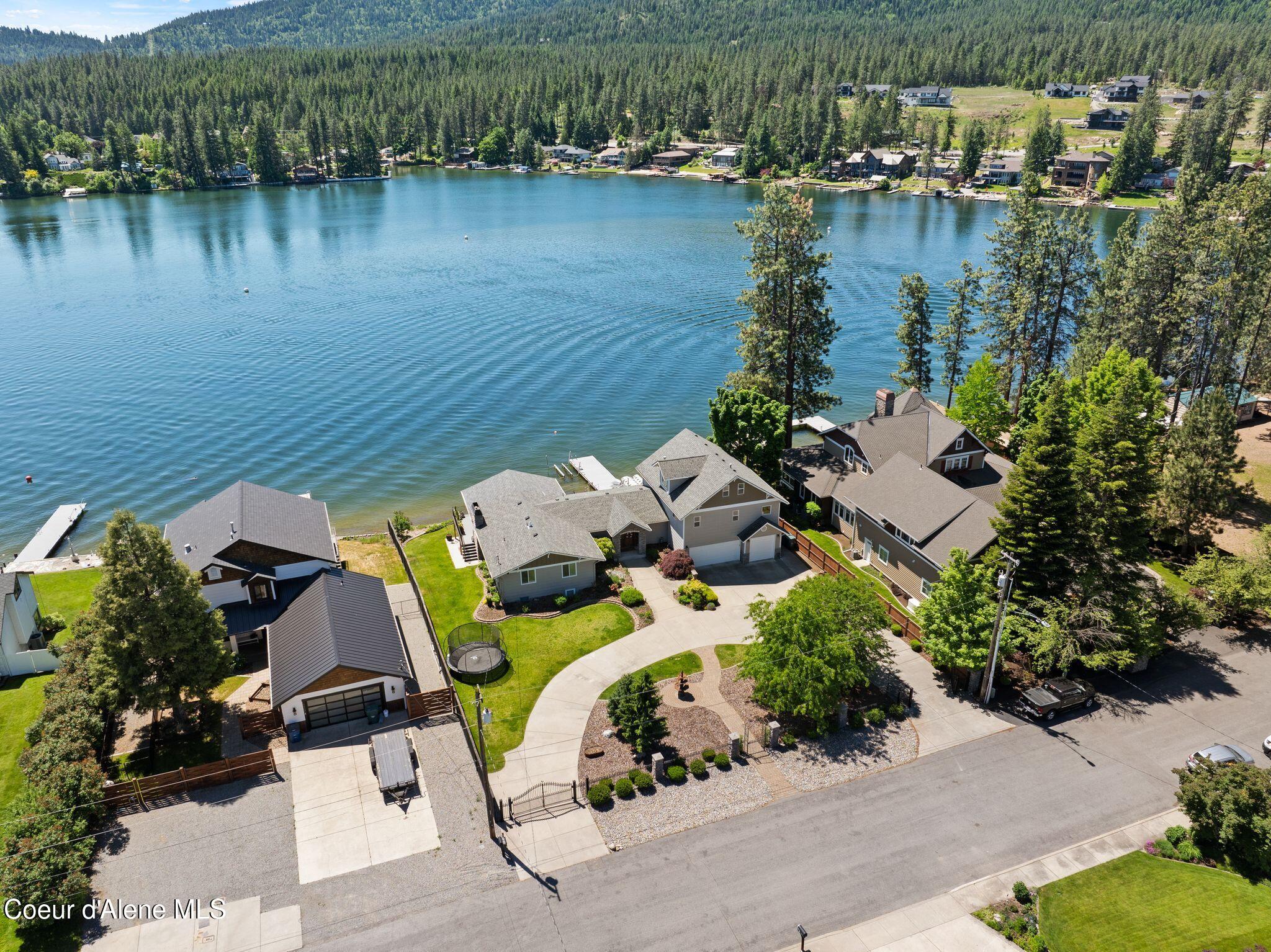 1926 E Rodkey Dr