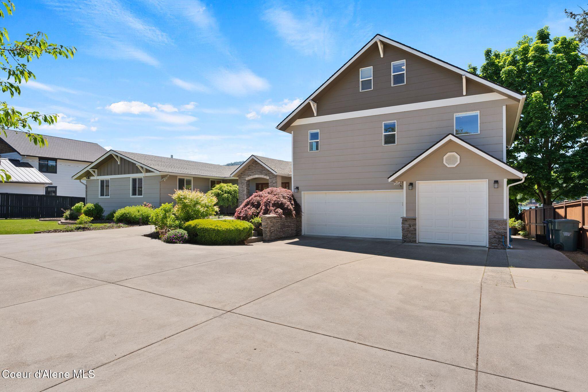 1926 E Rodkey Dr