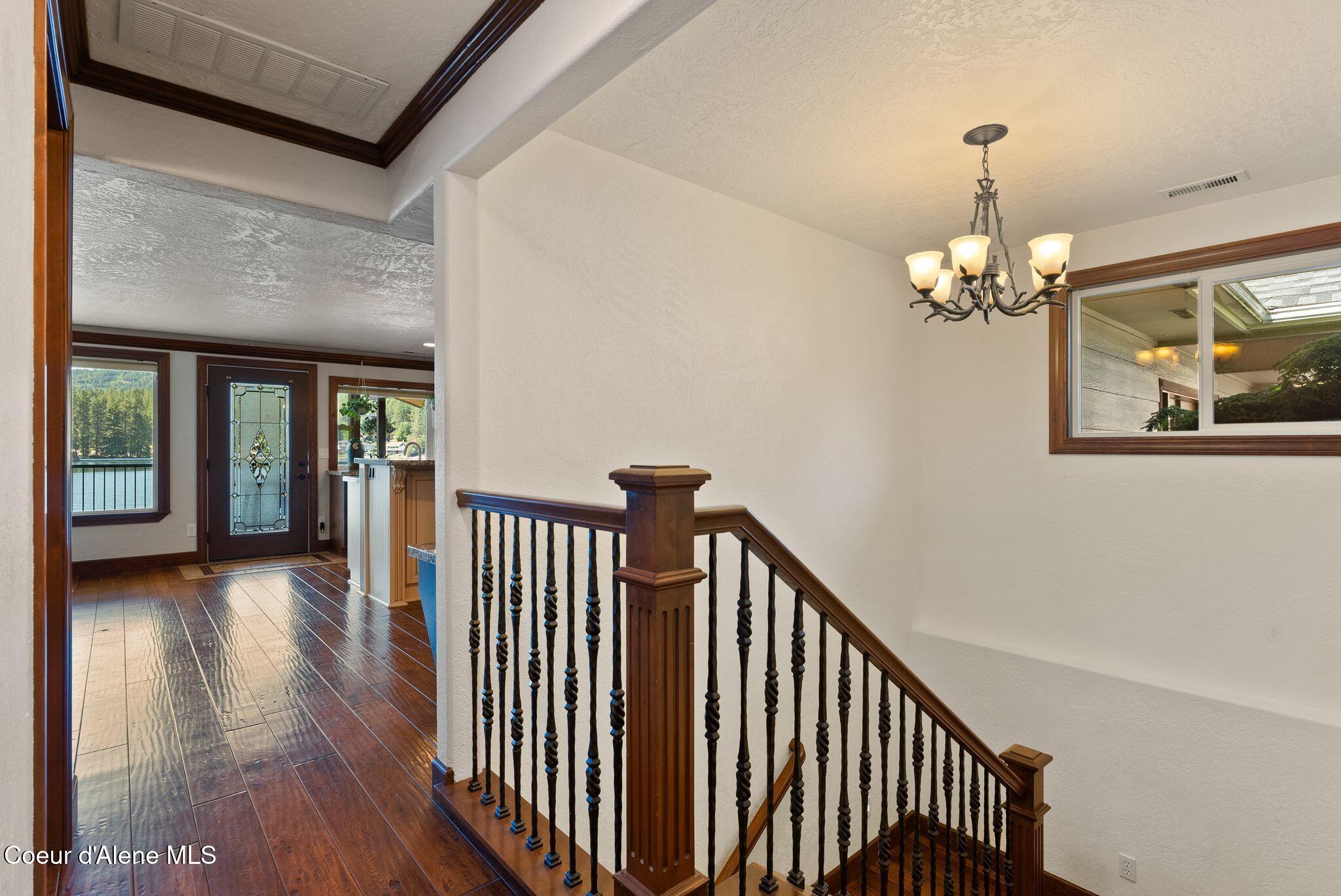 1926 E Rodkey Dr