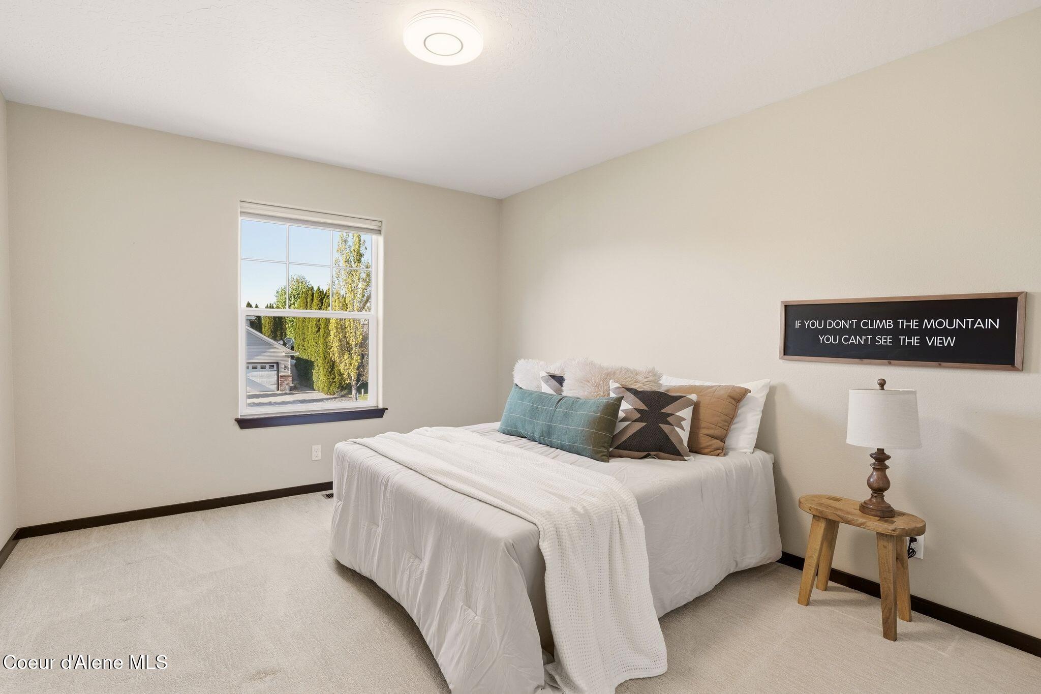 2548 W Blackberry Loop