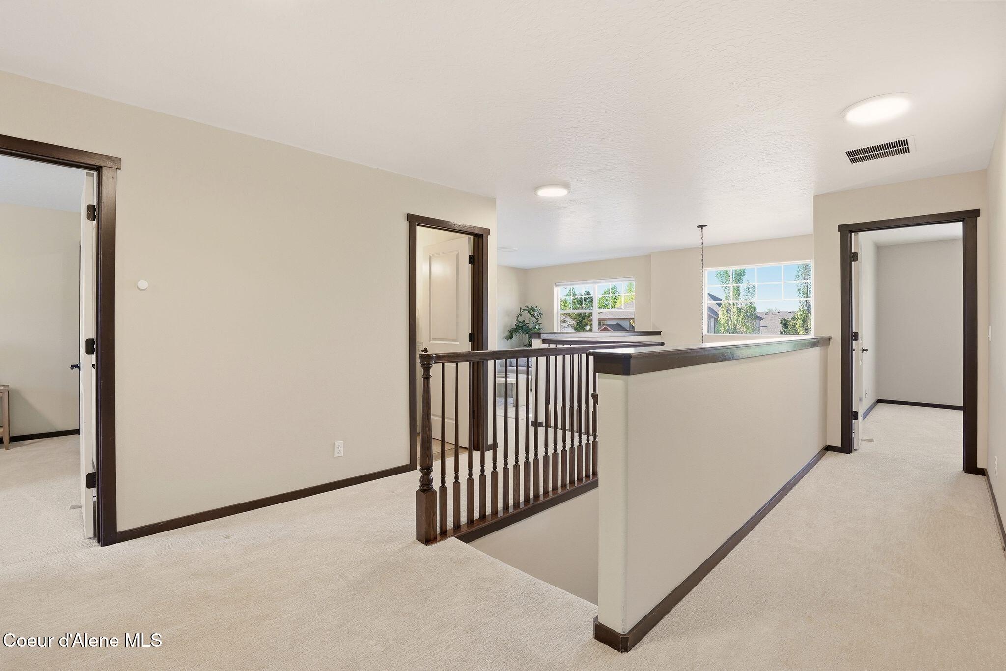 2548 W Blackberry Loop