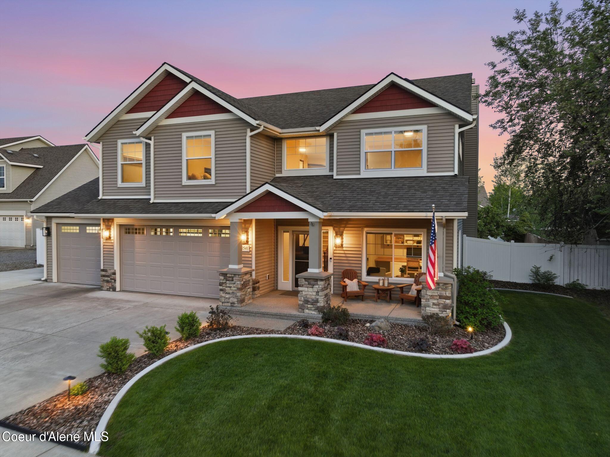 2548 W Blackberry Loop