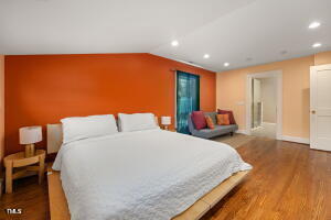 211 Hargrove St Street