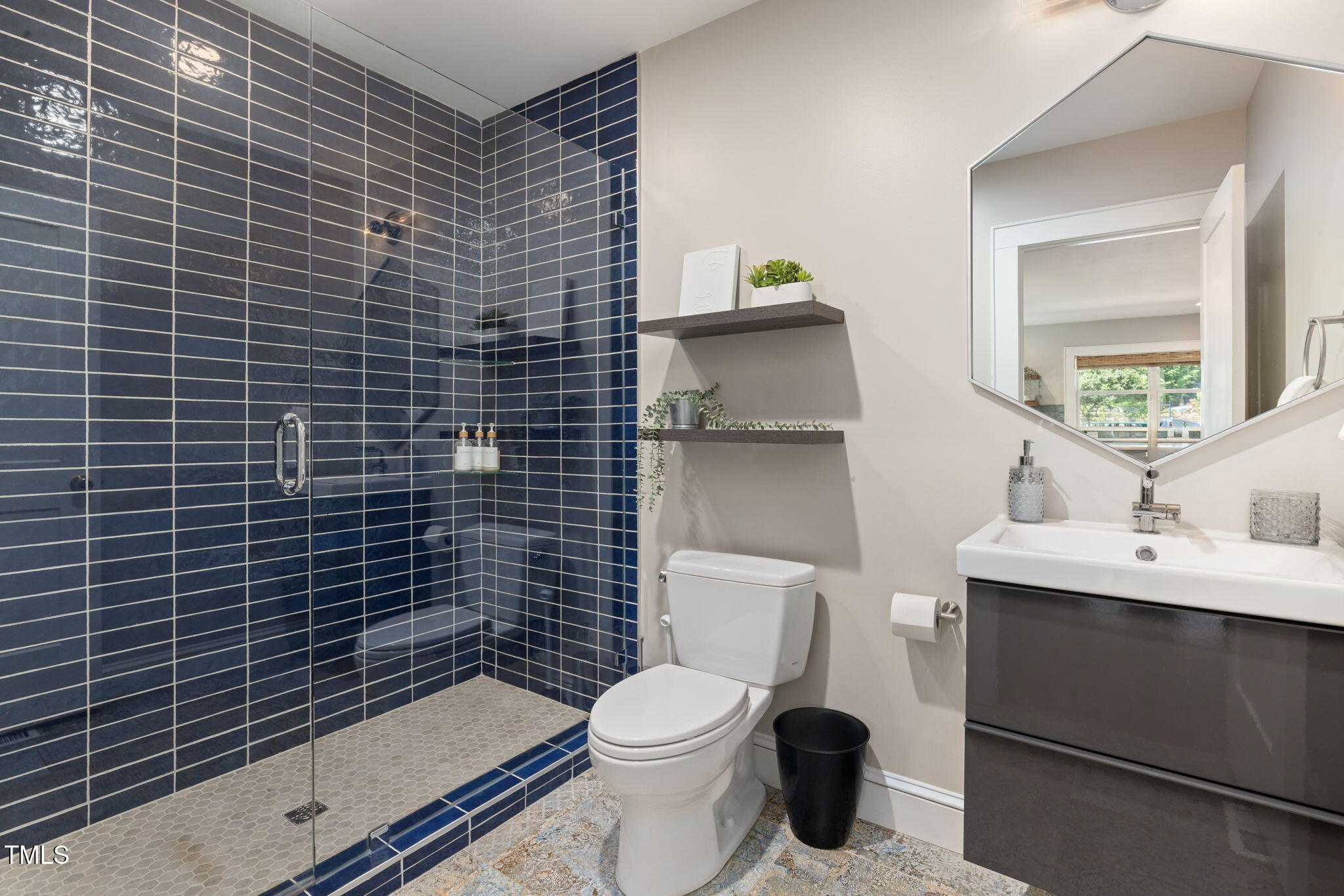 211 Hargrove St Street