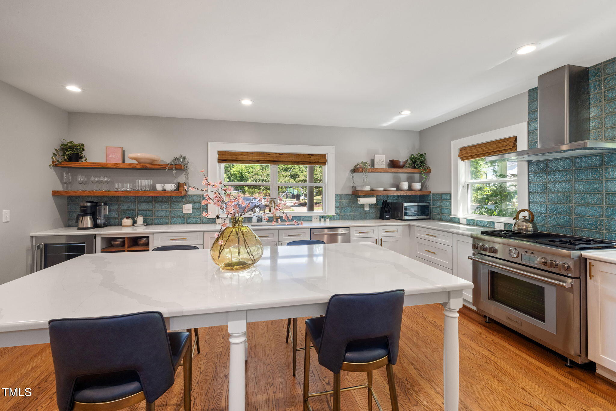 211 Hargrove St Street