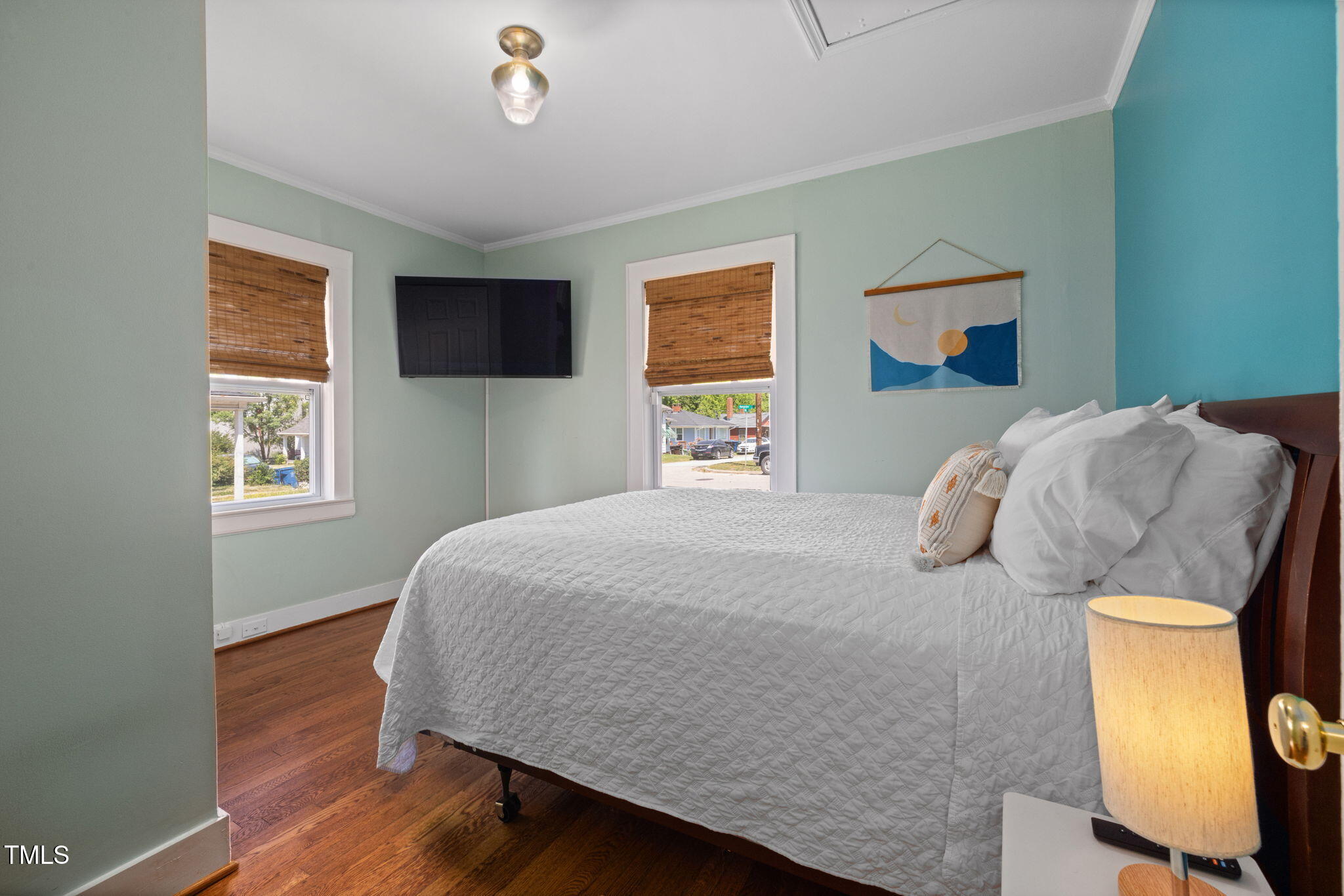 211 Hargrove St Street