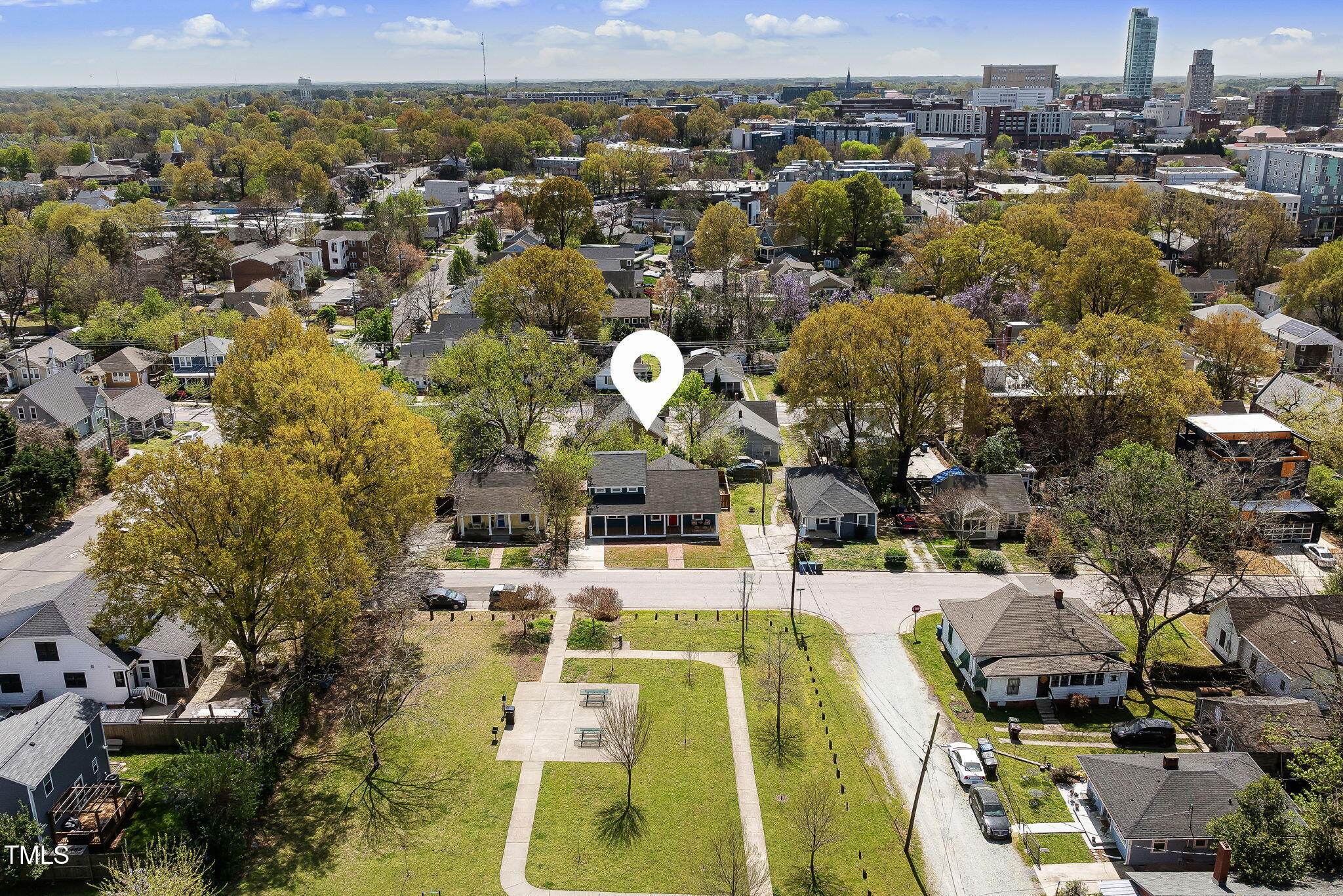 211 Hargrove St Street