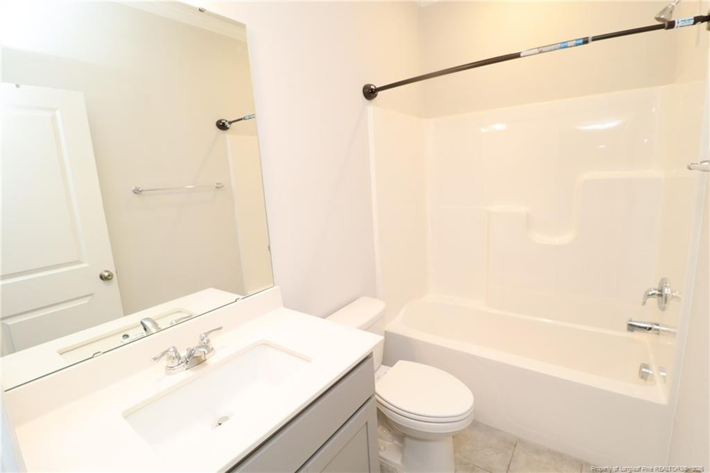 1214 Rosefinch Drive