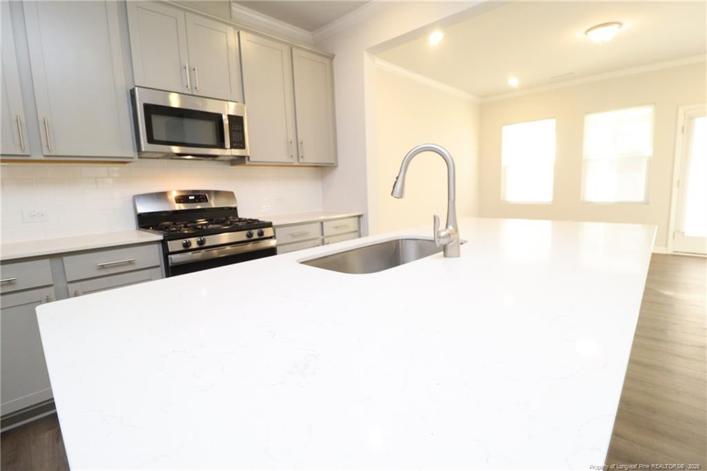 1214 Rosefinch Drive