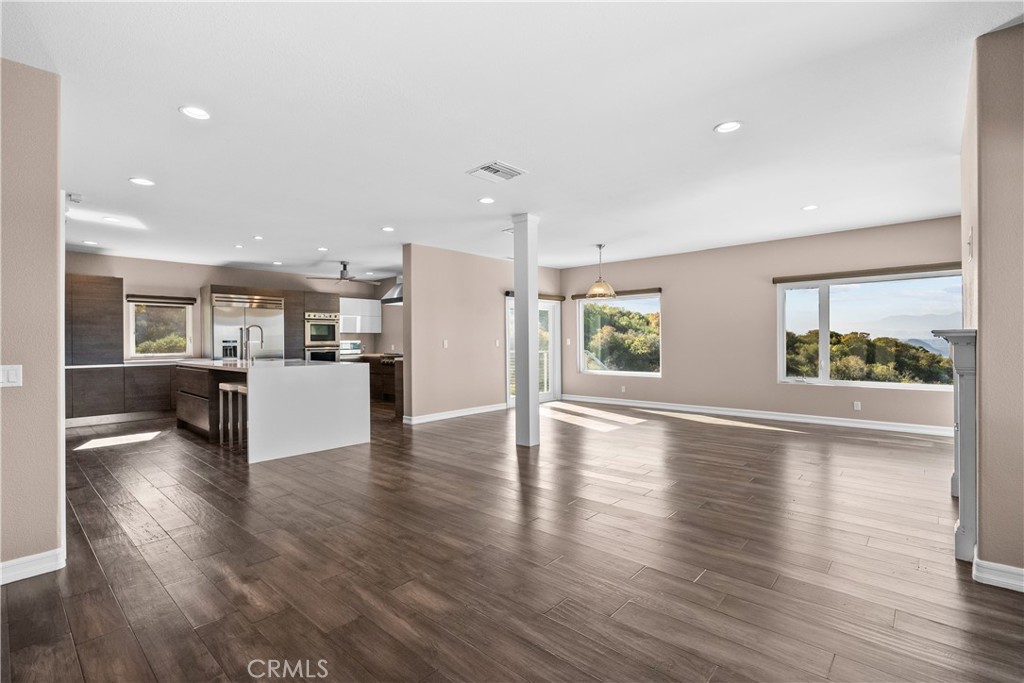 561 S Ventu Park Road