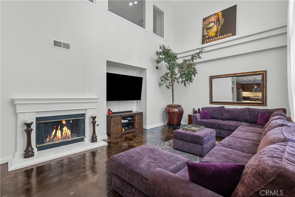 29259 Black Pine Way