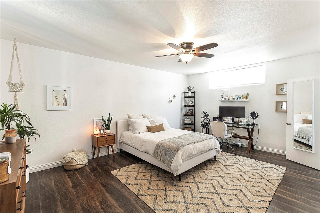 1880 Veteran Avenue 306