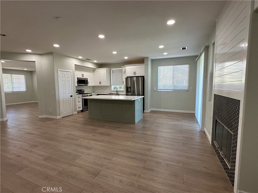 3921 Sungate Drive