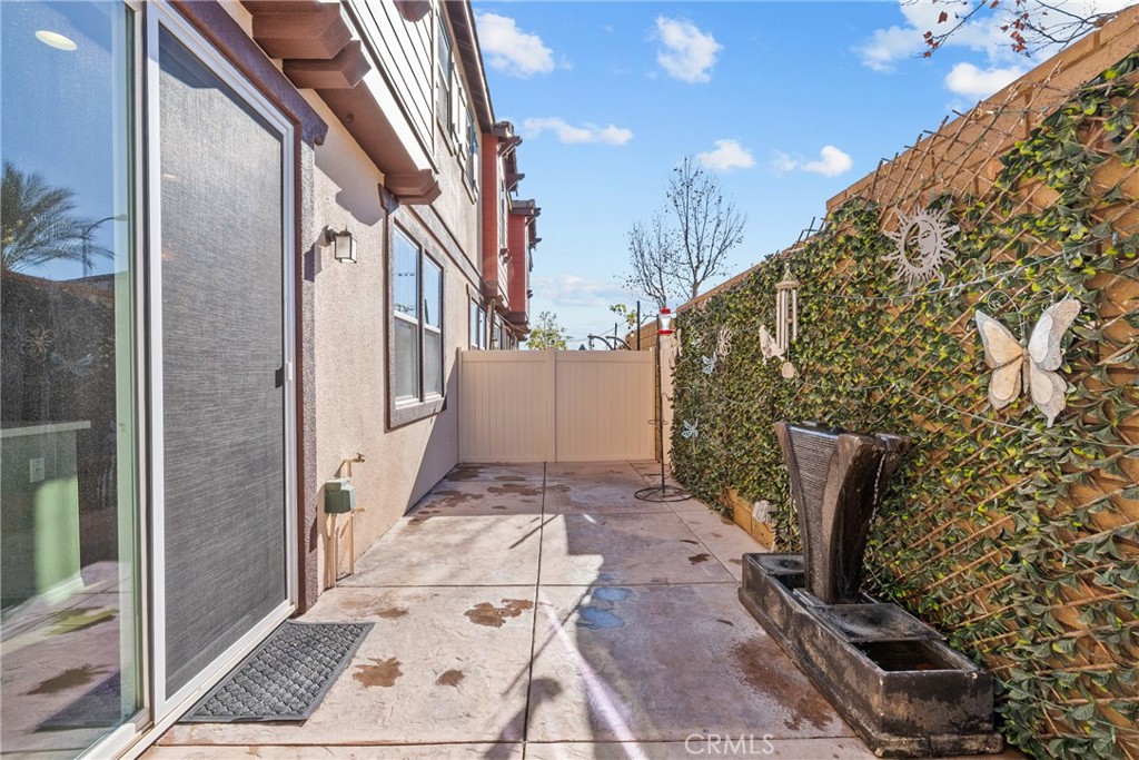 22105 Barrington