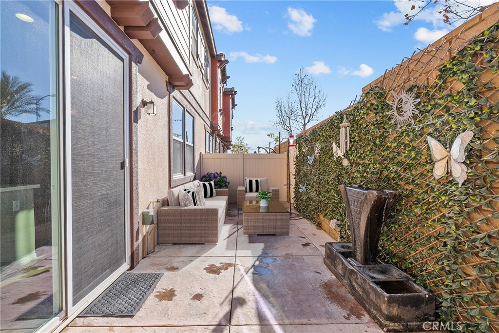 22105 Barrington
