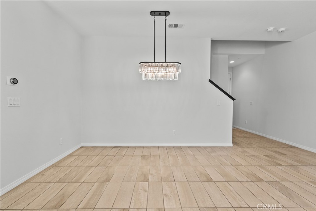 22105 Barrington