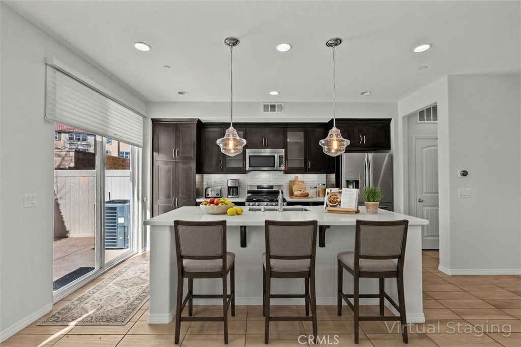 22105 Barrington