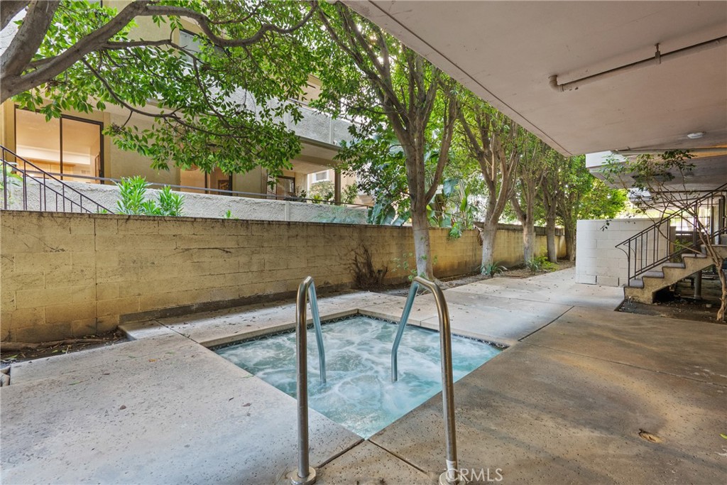 1880 Veteran Avenue PH 306