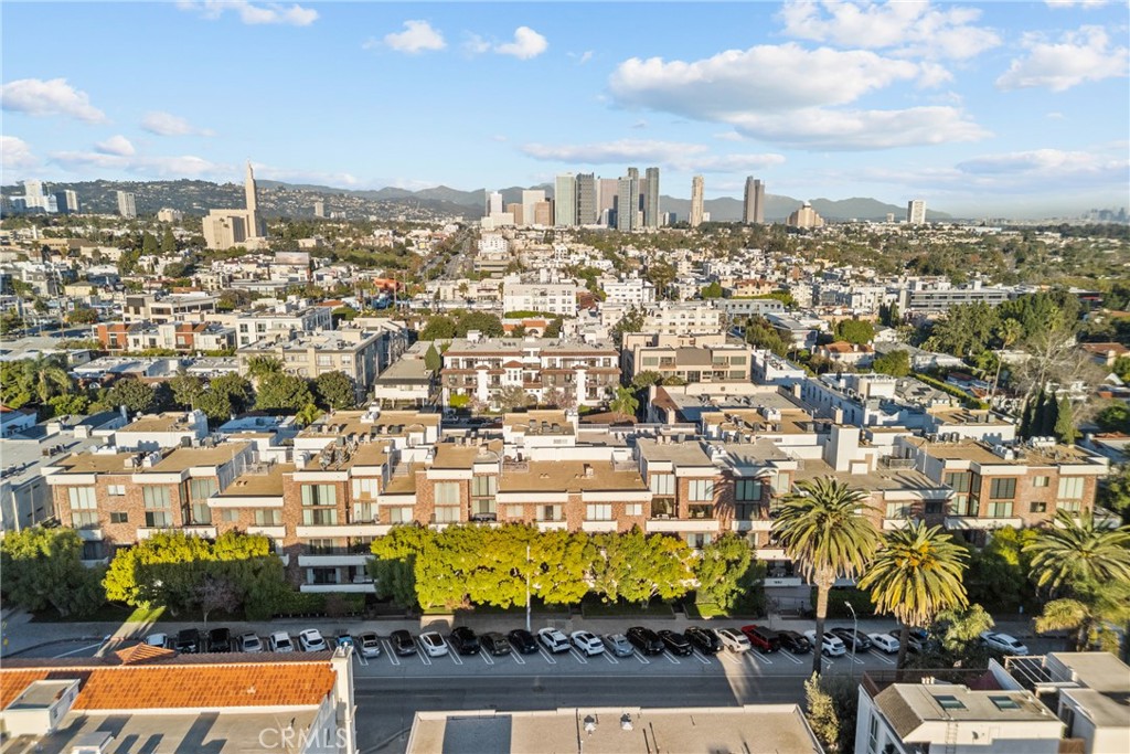 1880 Veteran Avenue PH 306