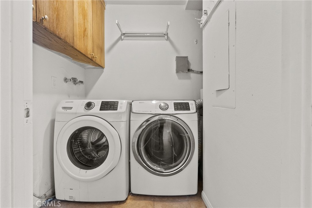 1880 Veteran Avenue PH 306