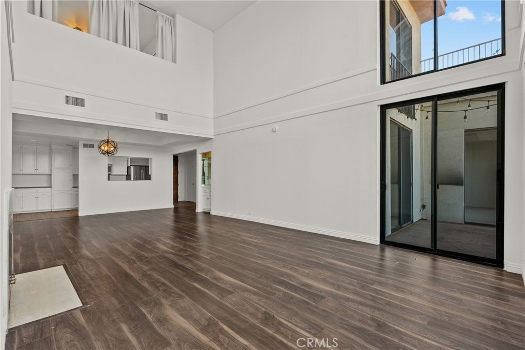 1880 Veteran Avenue PH 306