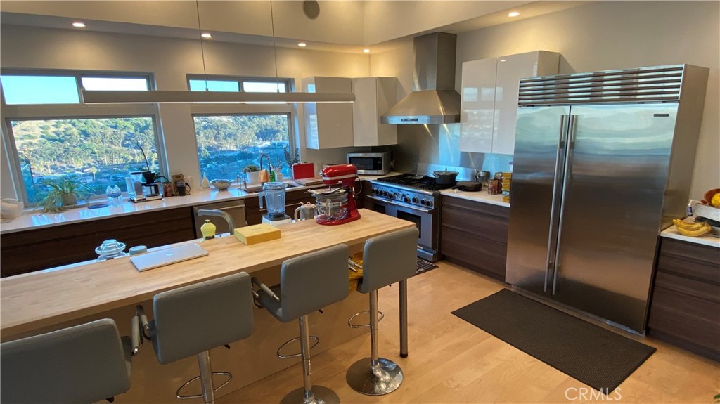 7015 Wrightcrest