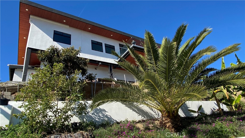 7015 Wrightcrest