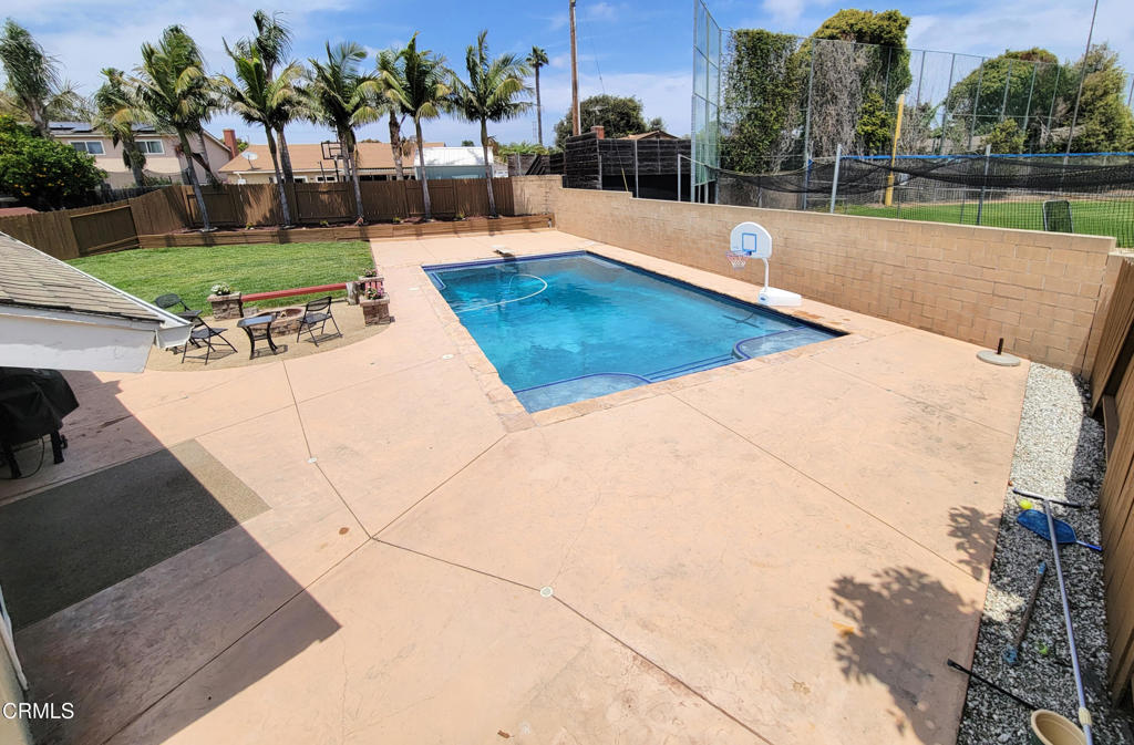 6673 Sora Street