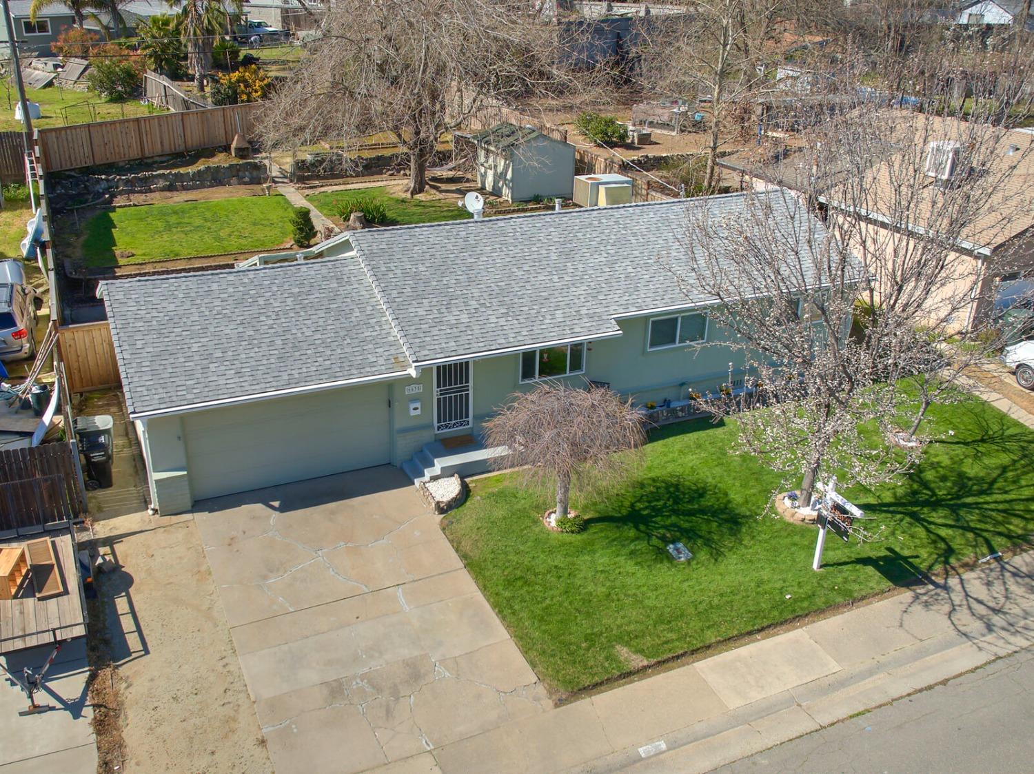 6635 Carrwood Street