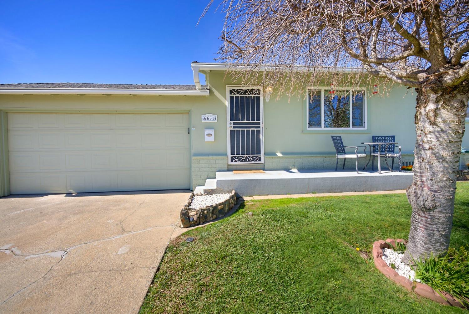 6635 Carrwood Street