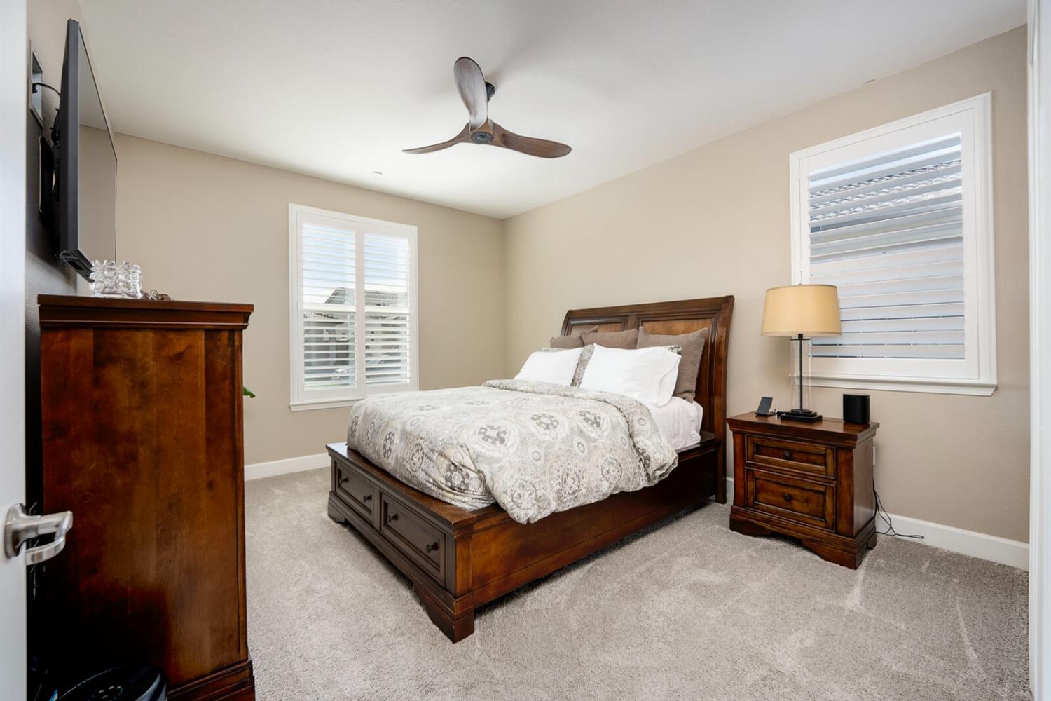 4770 Peace Lily Lane