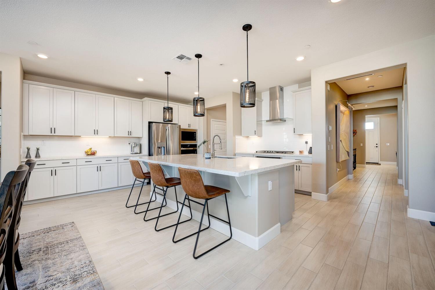 4770 Peace Lily Lane