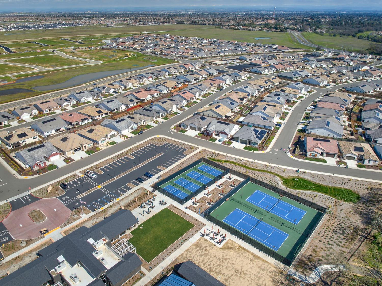 4770 Peace Lily Lane