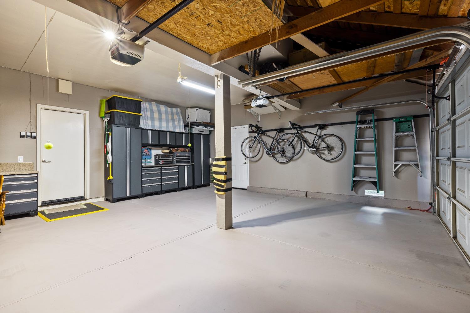 4912 Summit View Lane