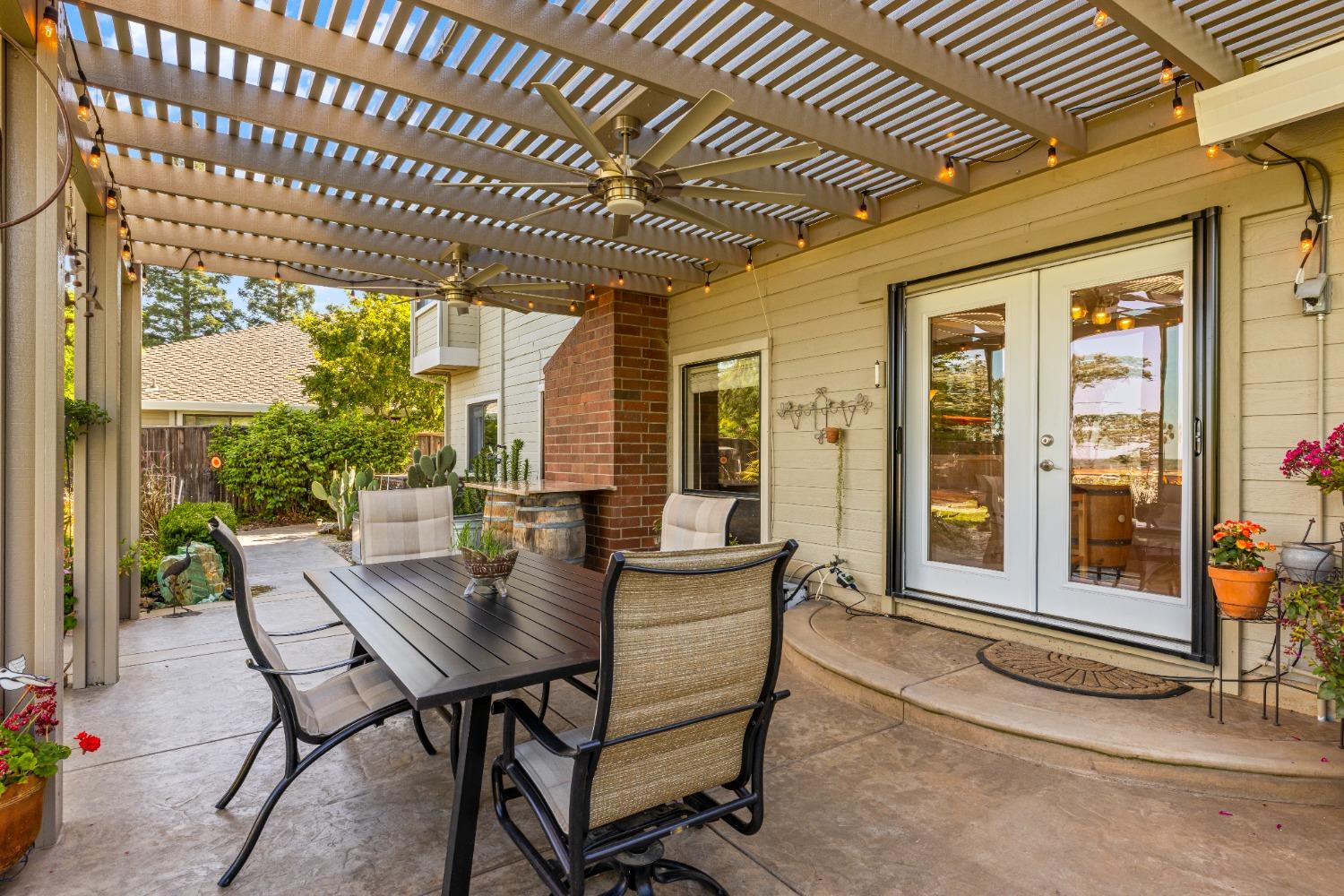 4912 Summit View Lane