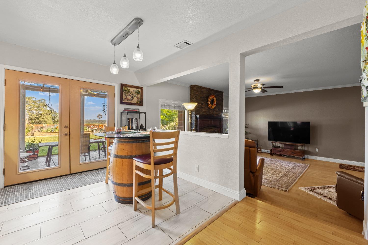 4912 Summit View Lane