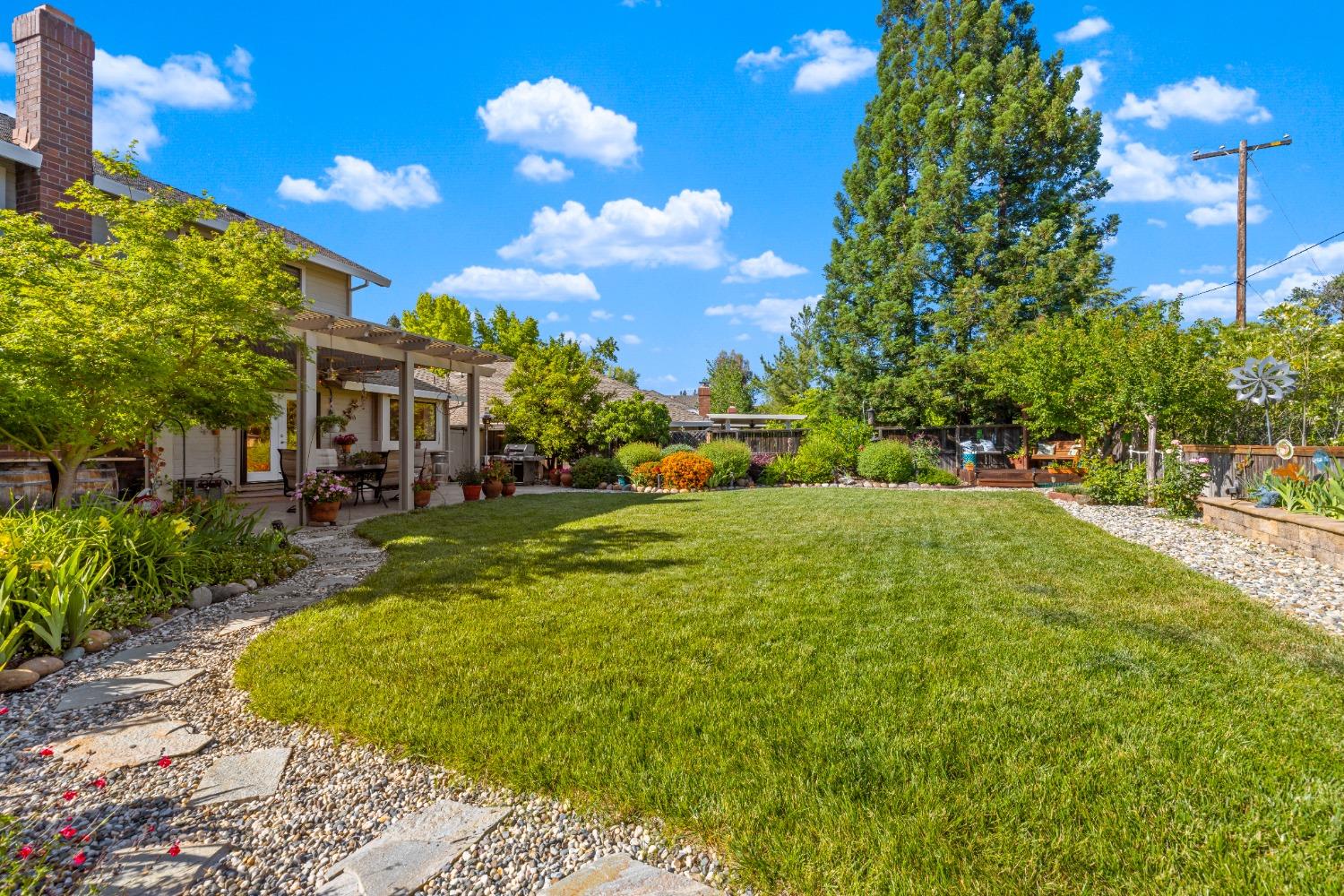 4912 Summit View Lane