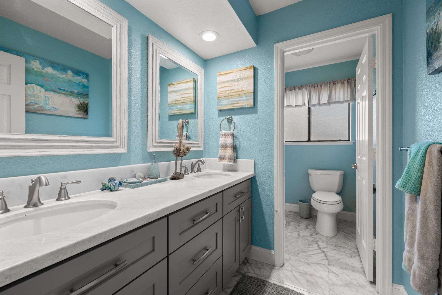 4912 Summit View Lane