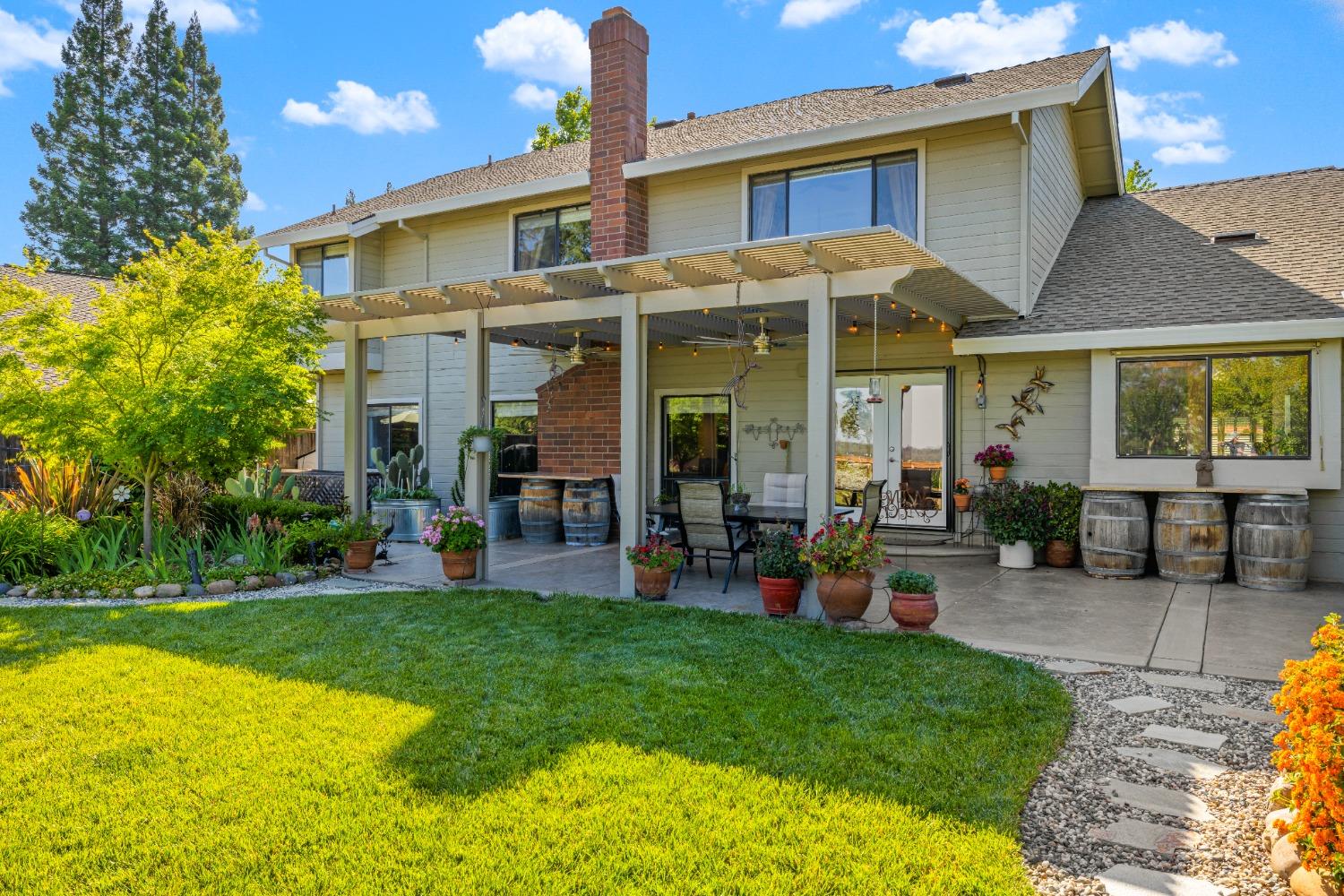 4912 Summit View Lane