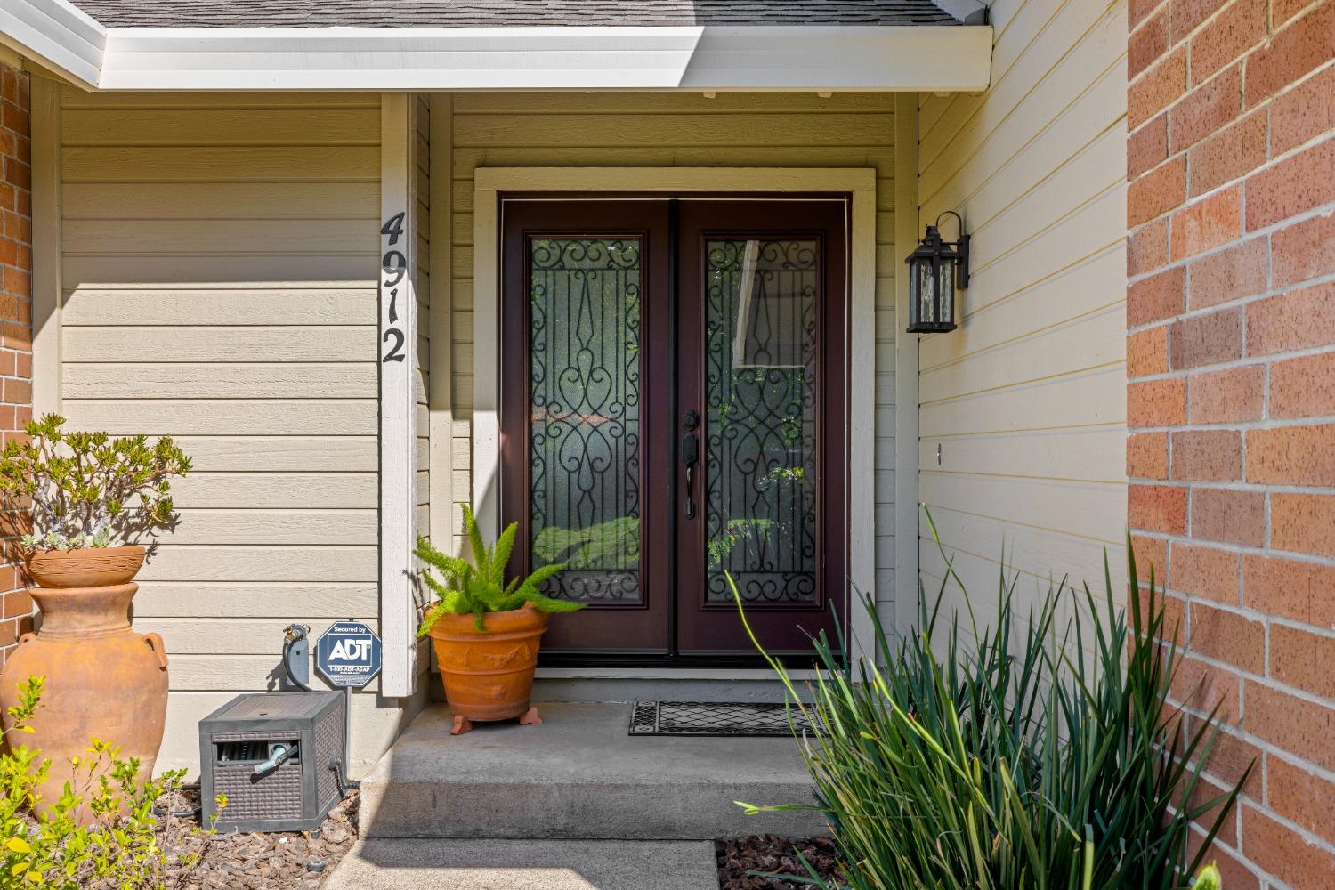 4912 Summit View Lane