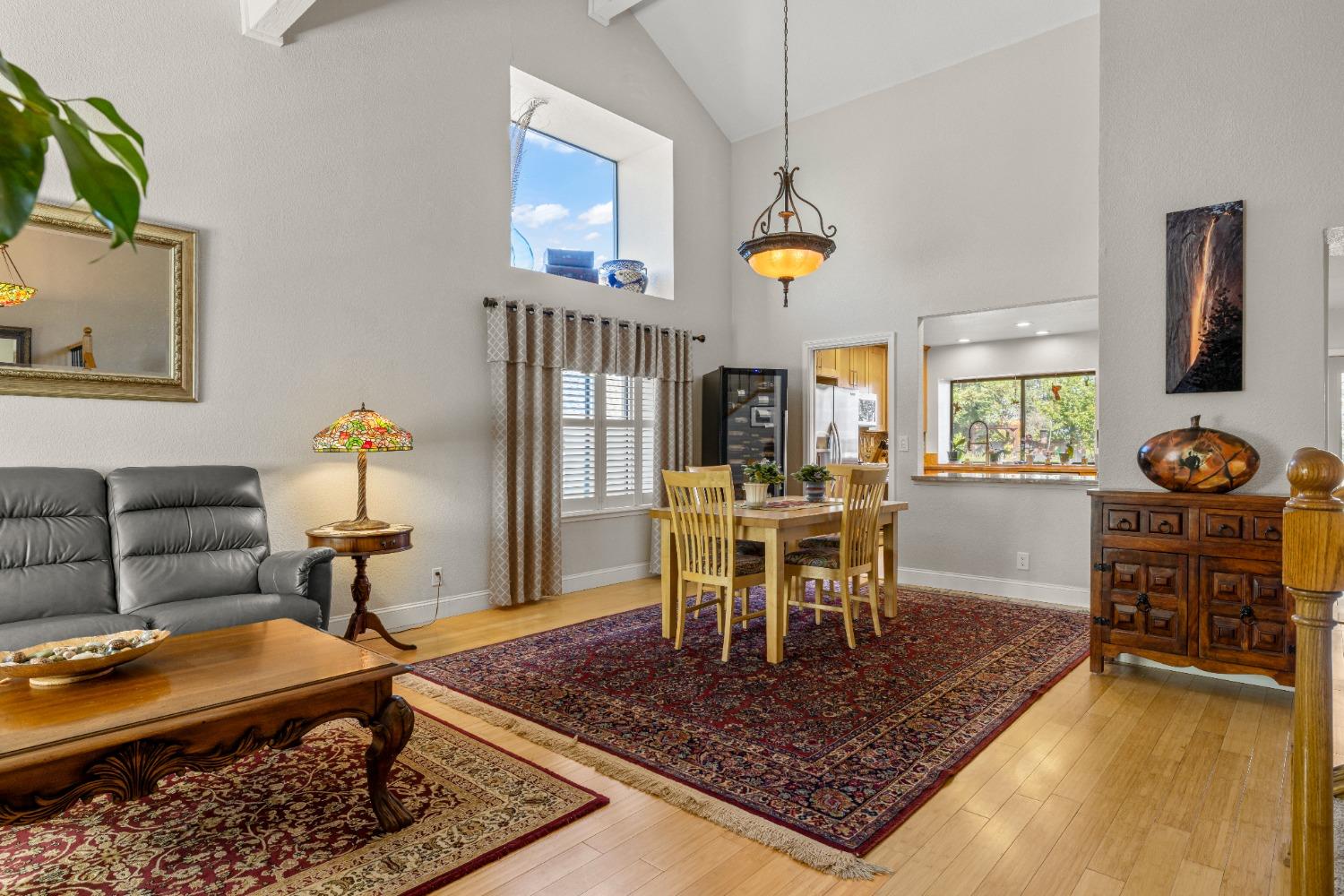 4912 Summit View Lane