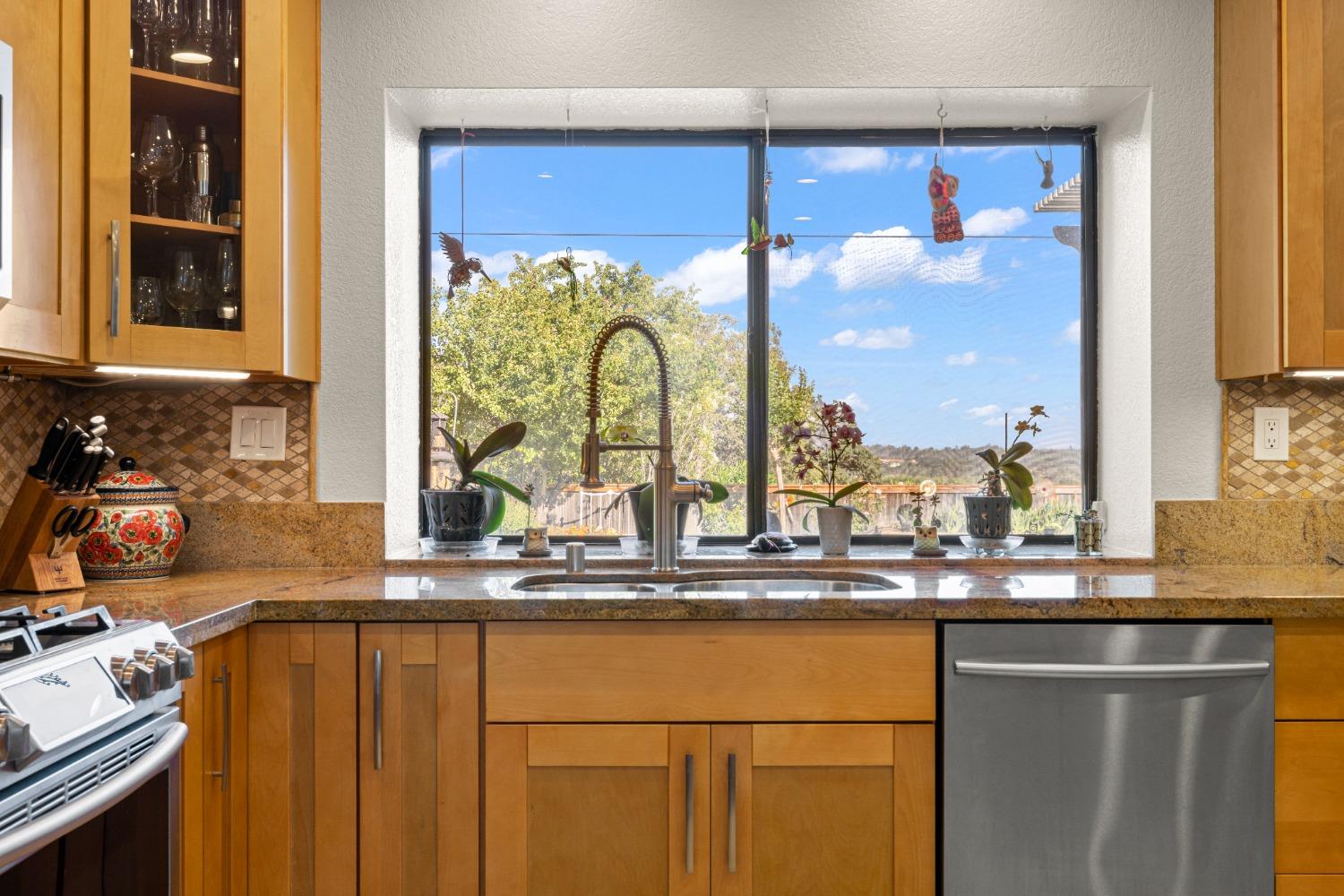 4912 Summit View Lane