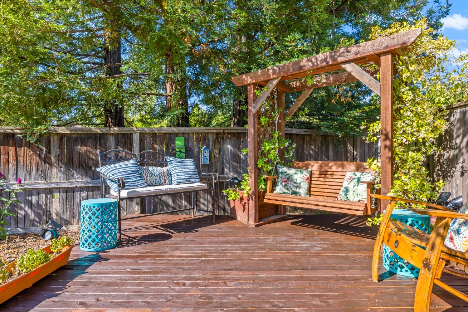 4912 Summit View Lane