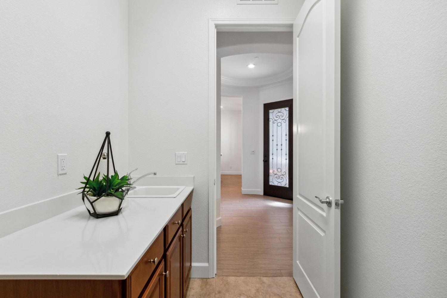 5485 Aspen Meadows Drive