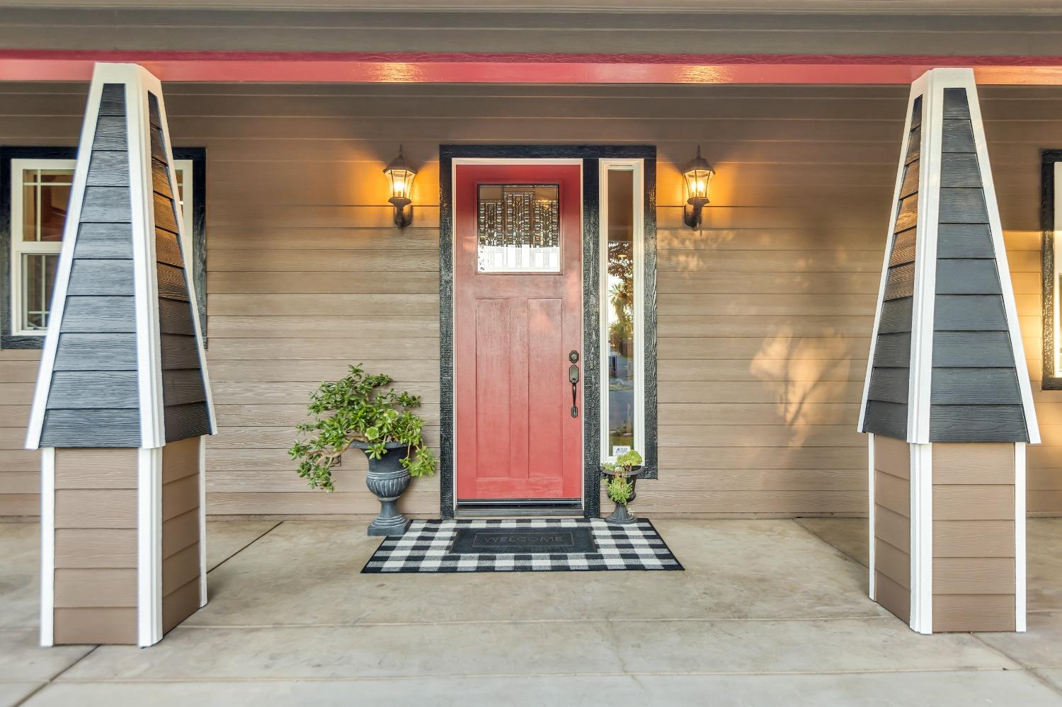 6404 Chestnut Avenue