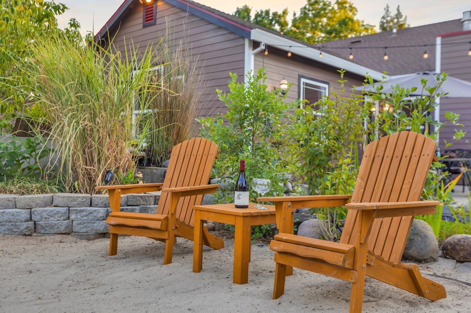 6404 Chestnut Avenue